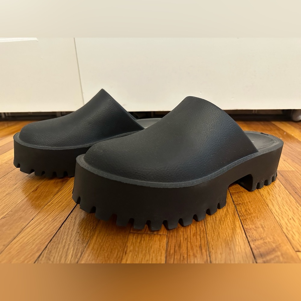 Jeffrey Campbell rubber clogs